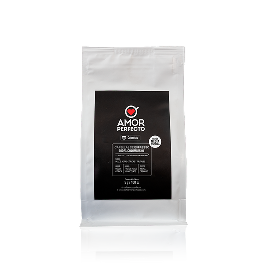 Cápsulas de café de especialidad Amor Perfecto 100% colombiano, tostión media oscura. Pack de 20 cápsulas compatibles con máquinas Nespresso con notas de frutos rojos y chocolate.