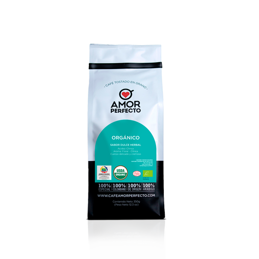 Café de especialidad Amor Perfecto Orgánico certificado por USDA Organic y la Unión Europea. Café colombiano tostado en grano de 350g con perfil de sabor dulce herbal y aroma floral.