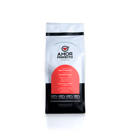 Café Amor Perfecto Wilton Benítez, Piendamó Cauca. Bourbon Rojo, notas de fresa y cereza. Proceso avanzado. Bolsa 350g de café en grano.