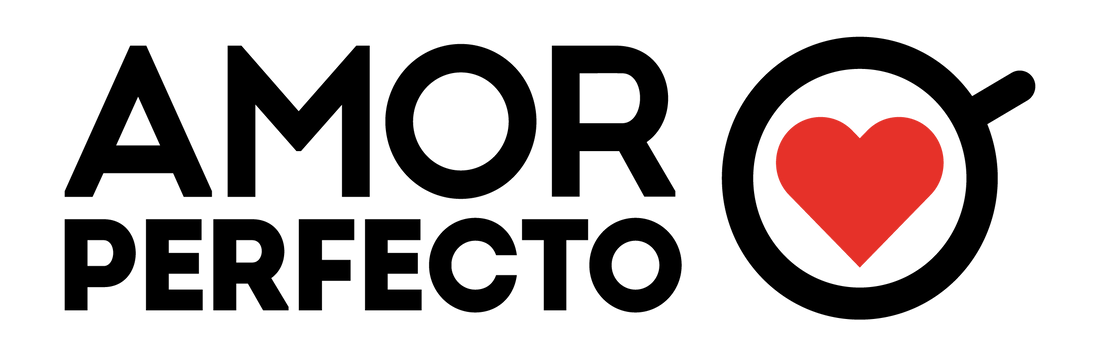 Logotipo oficial de Amor Perfecto café de especialidad colombiano. Diseño horizontal con letras negras e icono de taza de café con corazón rojo.